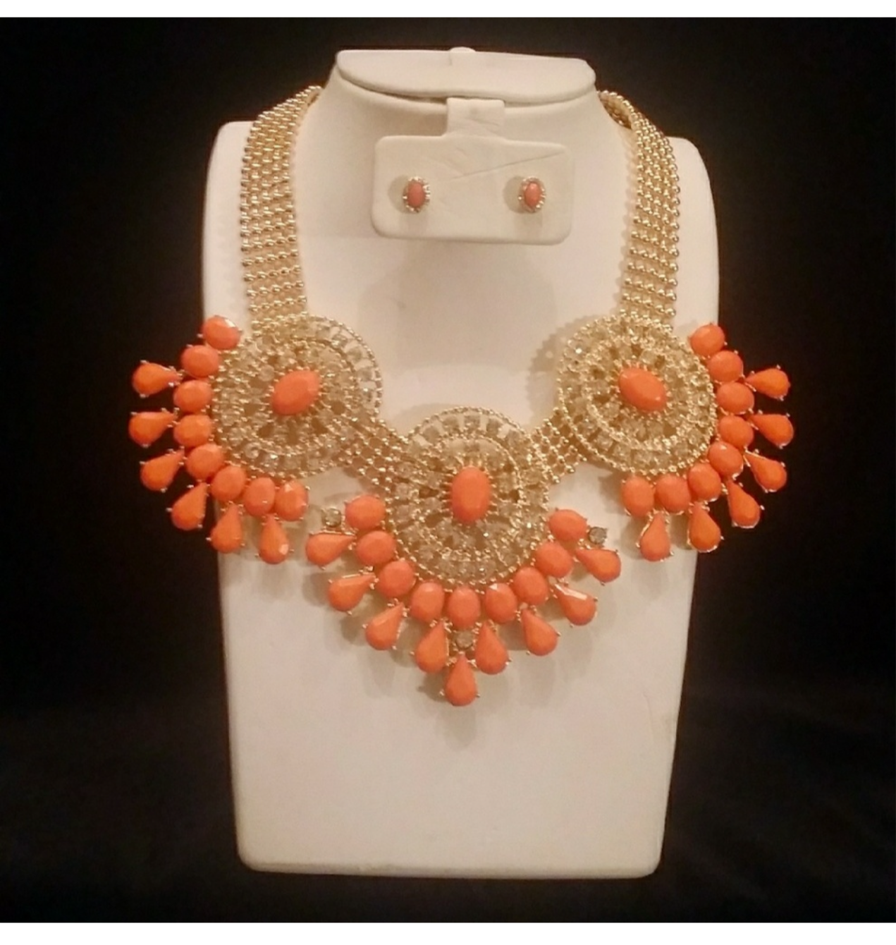 Circular Mega Trio Neck Piece
