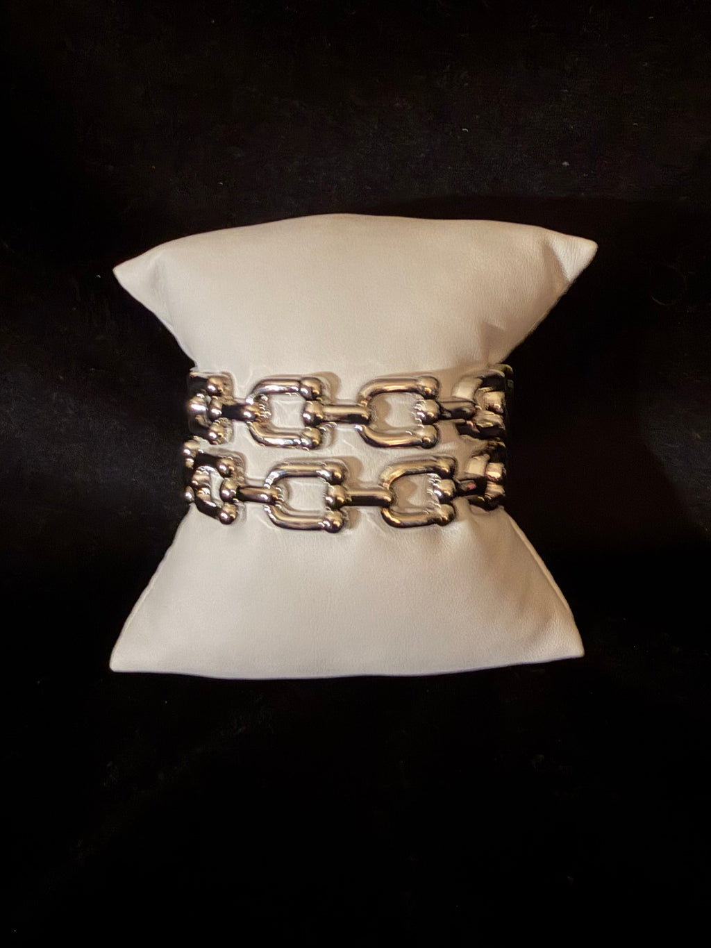 The Luxe Bangle (Silver)