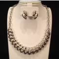 Metal Swirl Plate Set