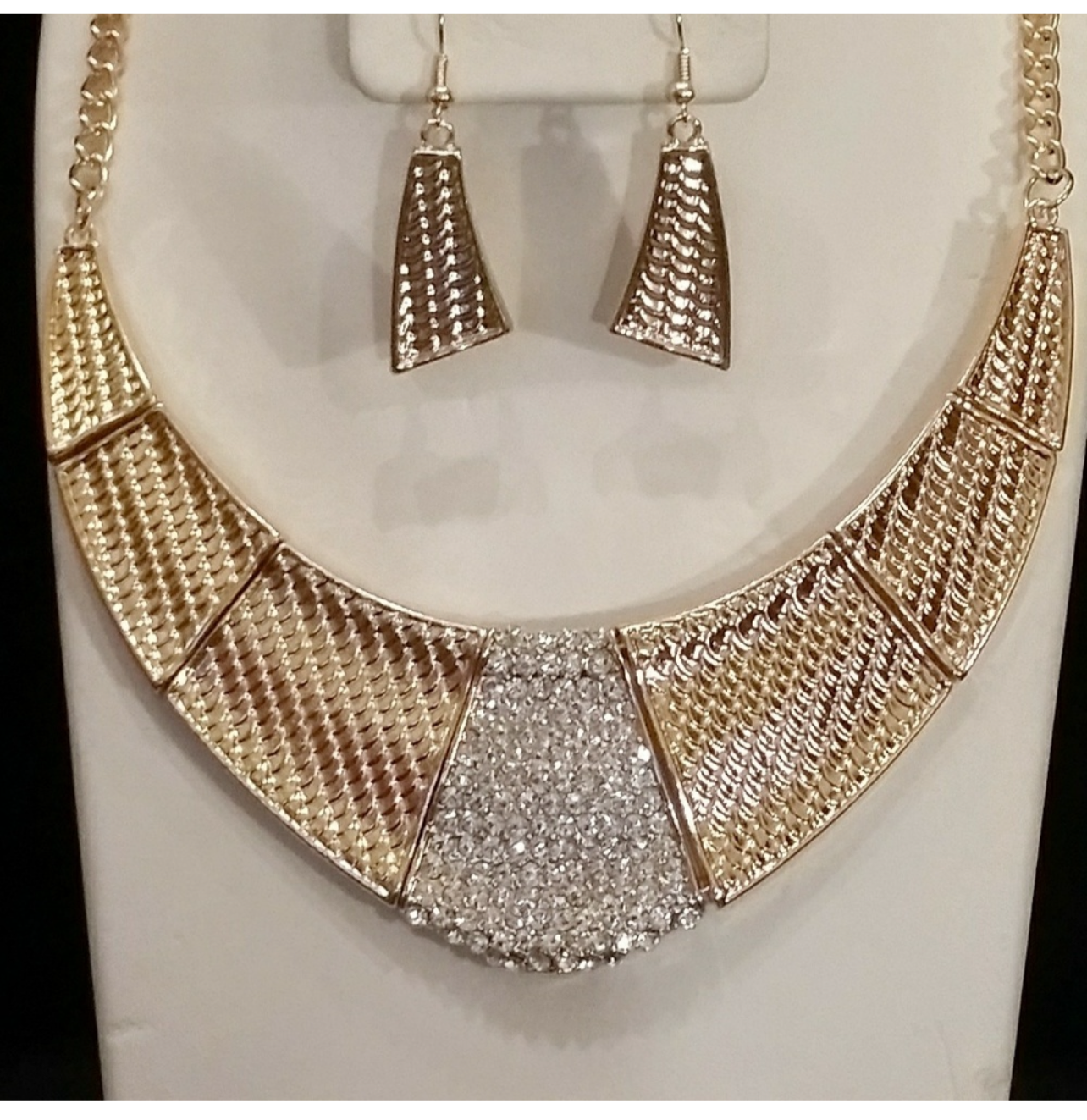 Beautiful Metal Plated Set