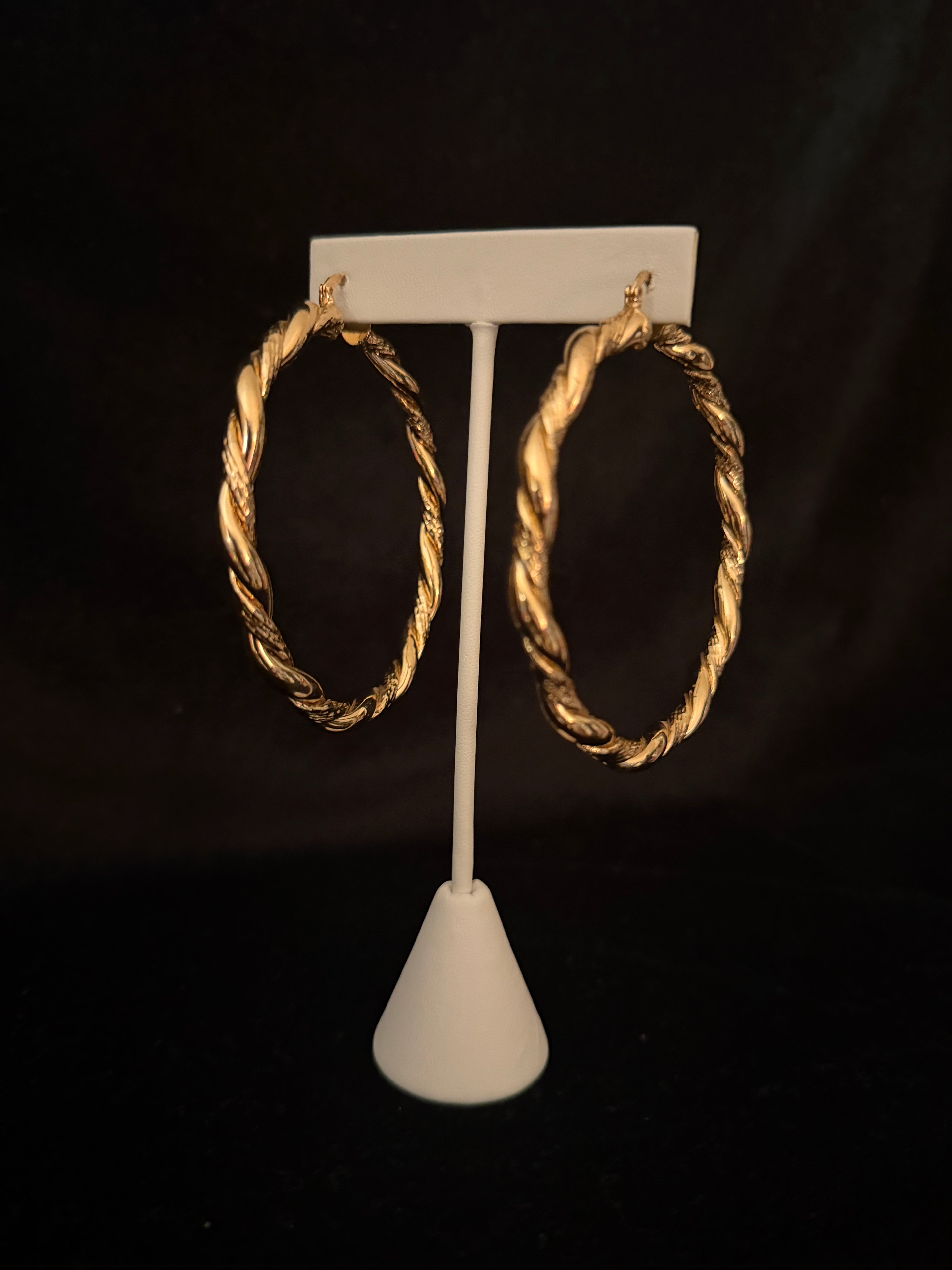 Everlasting Twist Hoops