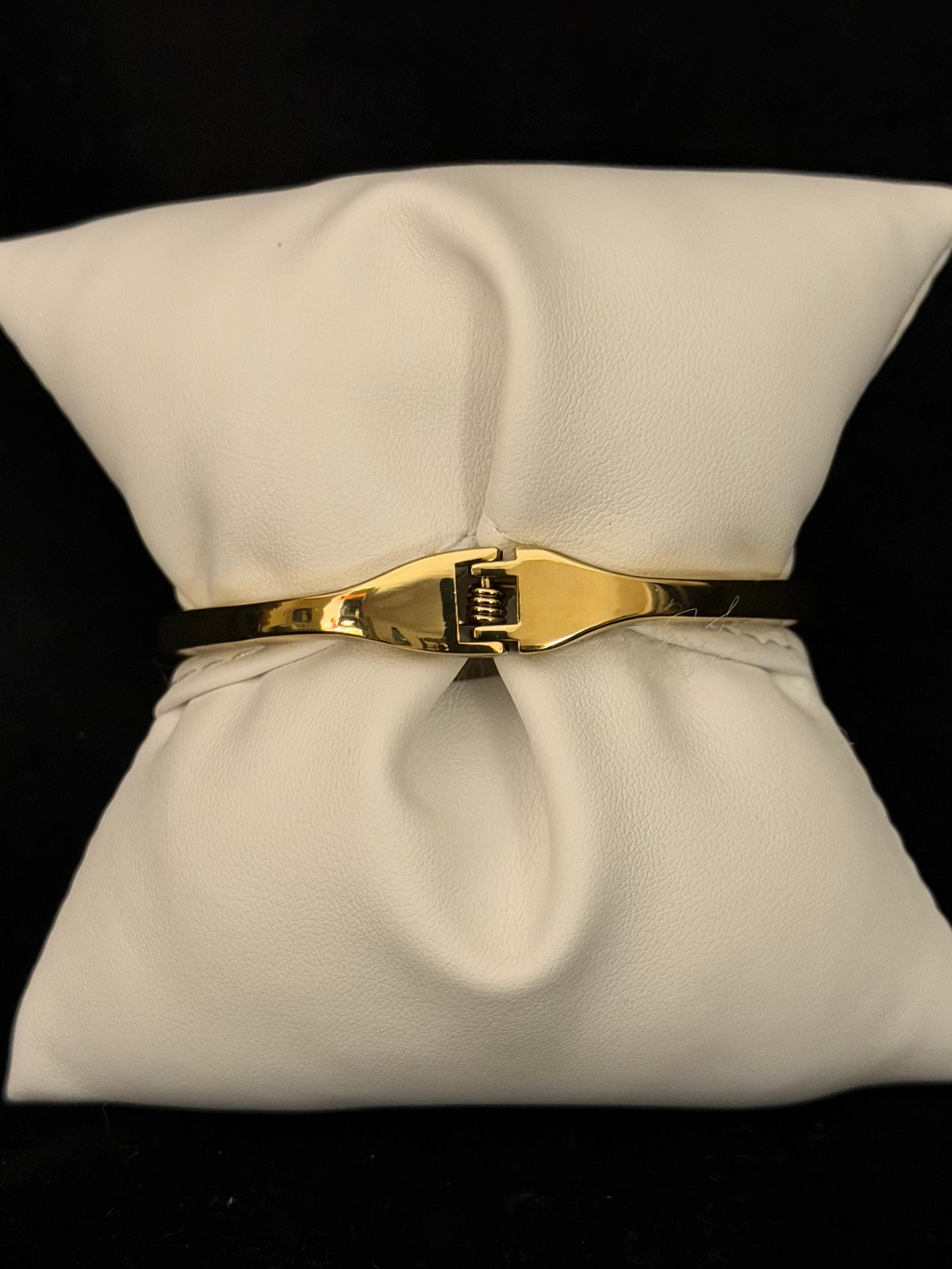 GG Gold Tone Bangle