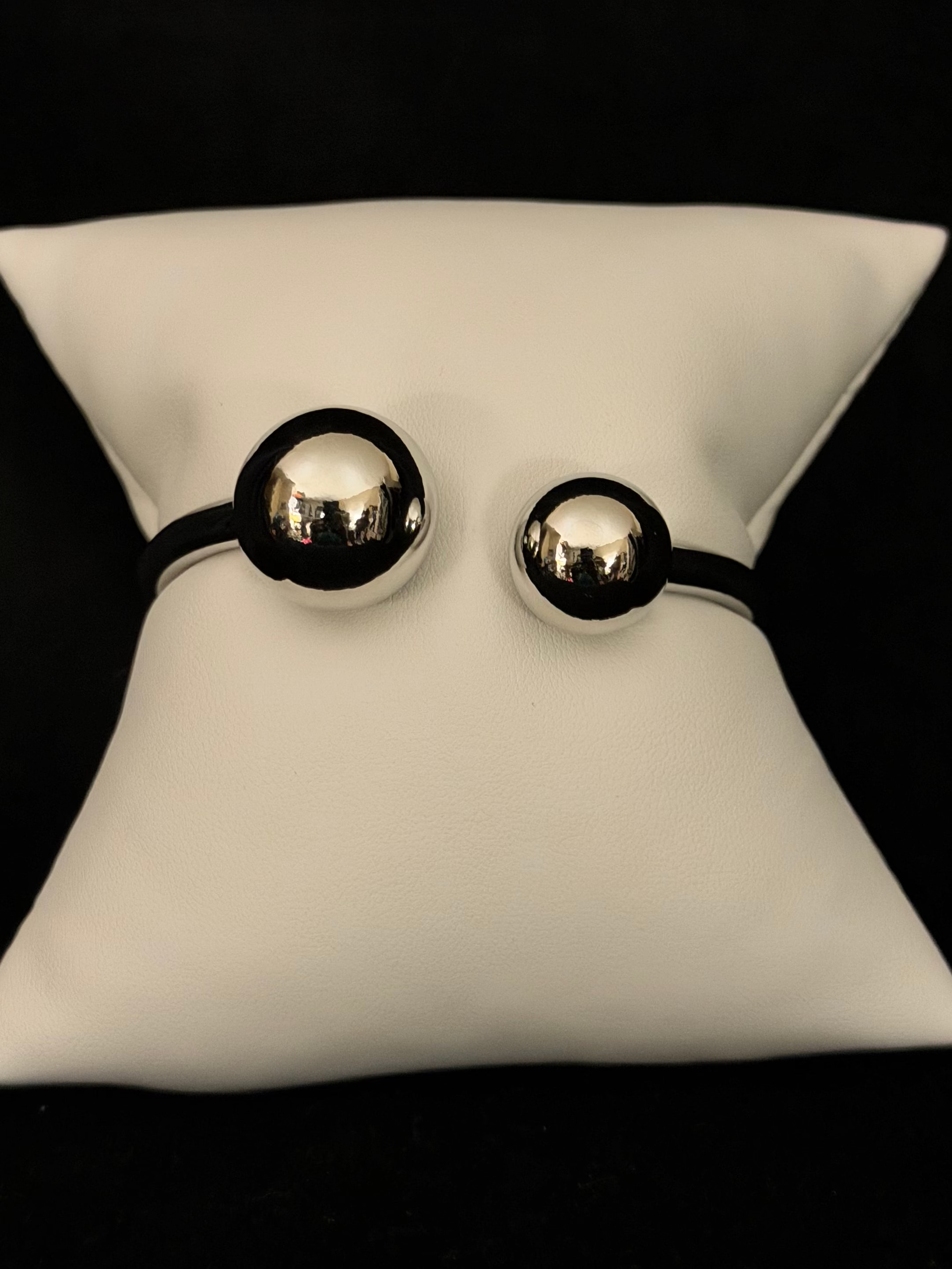 Ball Accented Silver Bangle