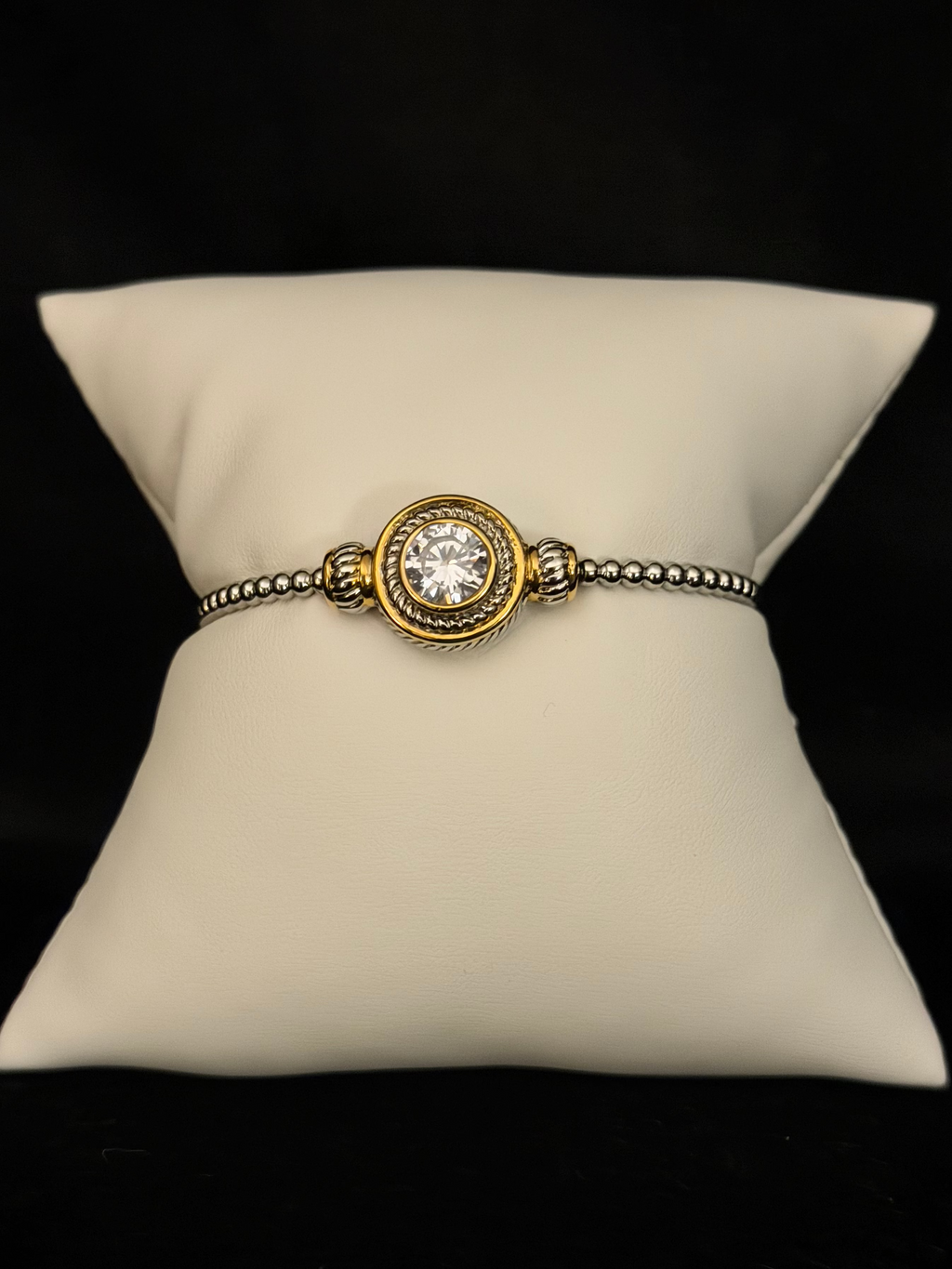 Exquisite Circle Bracelet