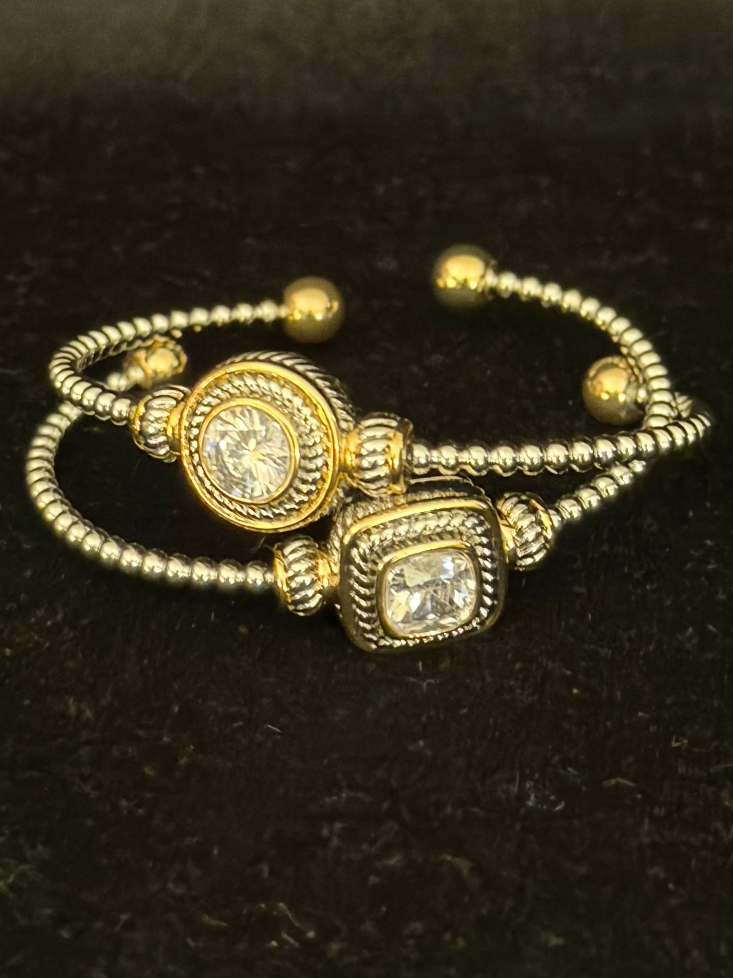 Exquisite Square Pendant Bracelet